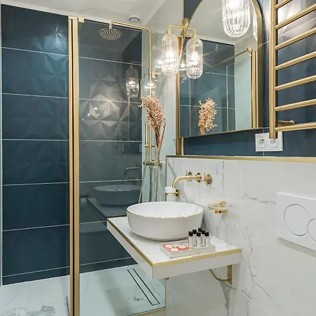 The Pompadour Appartement *
